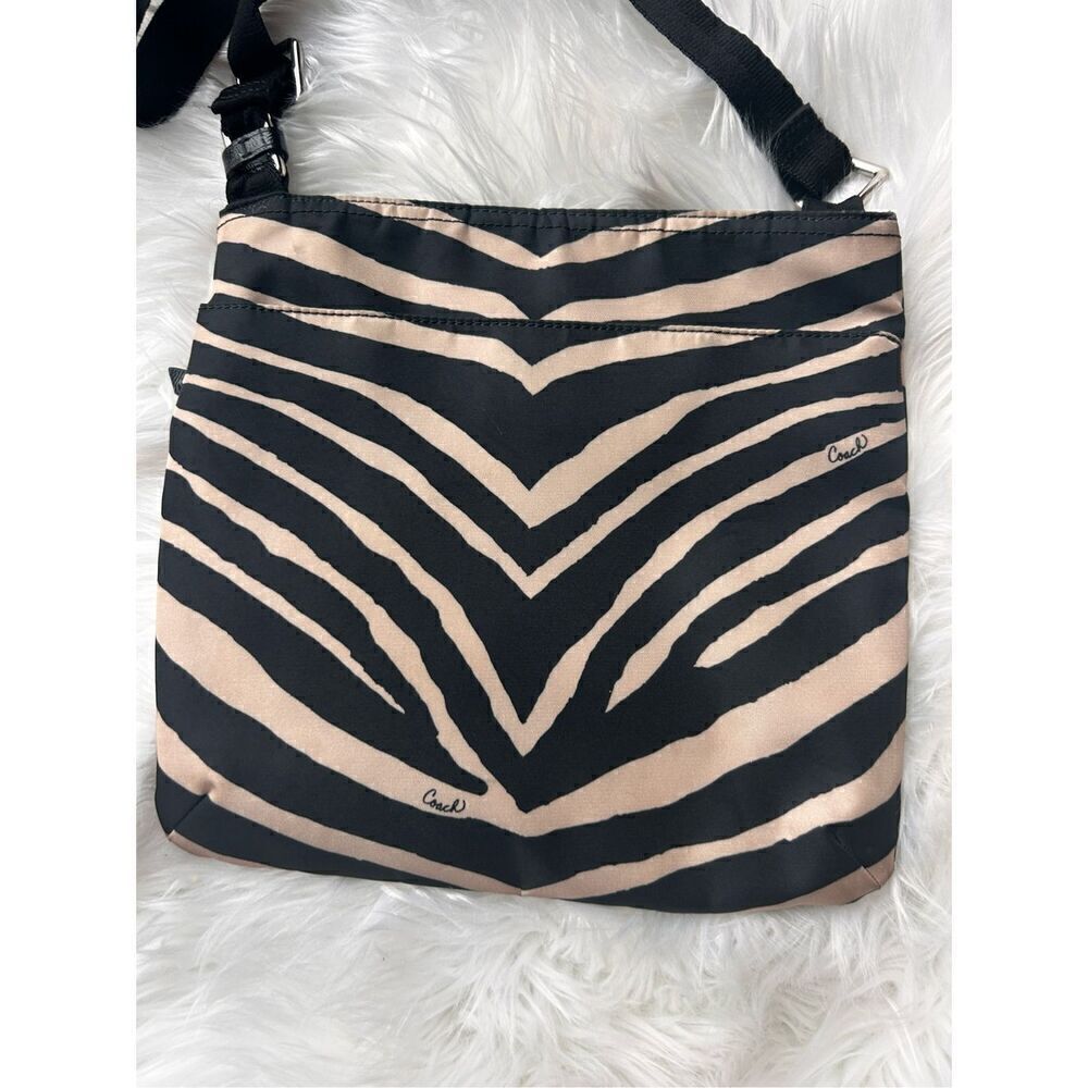 Coach Zebra print Black and Cream Crossbody Bag - Picture 2 of 8